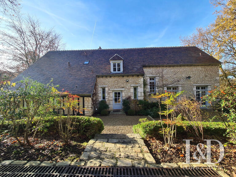 House Janville-sur-Juine - 5 bedrooms - 303m²