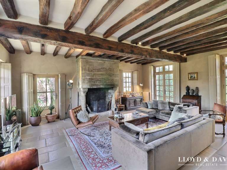 House Janville-sur-Juine - 5 bedrooms - 303m²