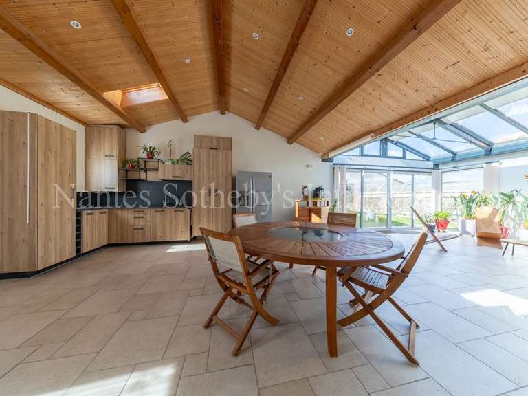 Maison Jard-sur-Mer - 8 chambres - 330m²