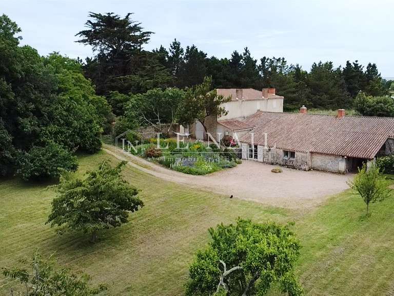 Property Jard-sur-Mer