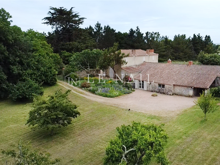 Propriété Jard-sur-Mer - 5 chambres - 282m²