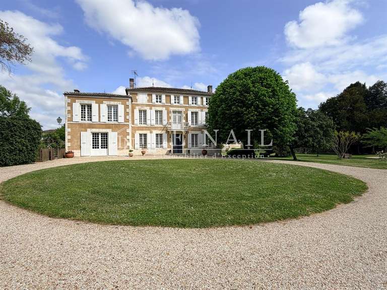 Maison Jarnac - 5 chambres - 350m²