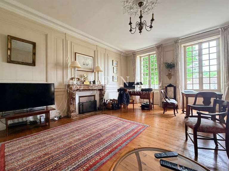 Maison Jarnac - 5 chambres - 350m²