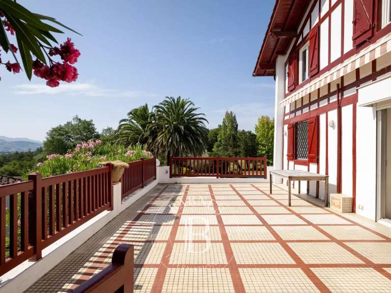 Maison Jatxou - 9 chambres - 467m²