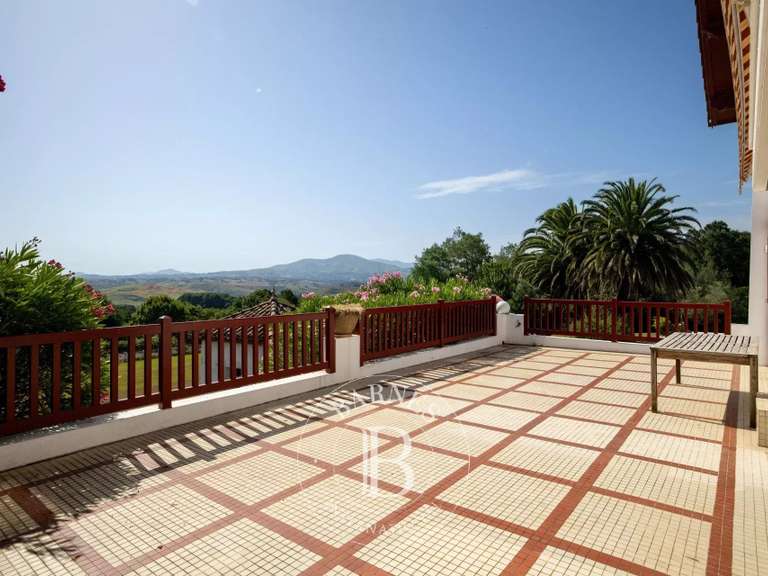 Maison Jatxou - 9 chambres - 467m²