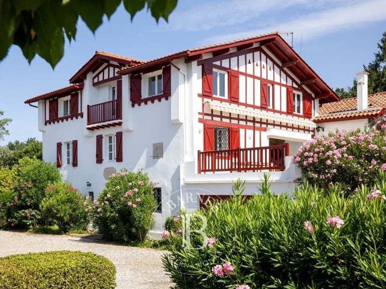 Maison Jatxou - 9 chambres - 467m²