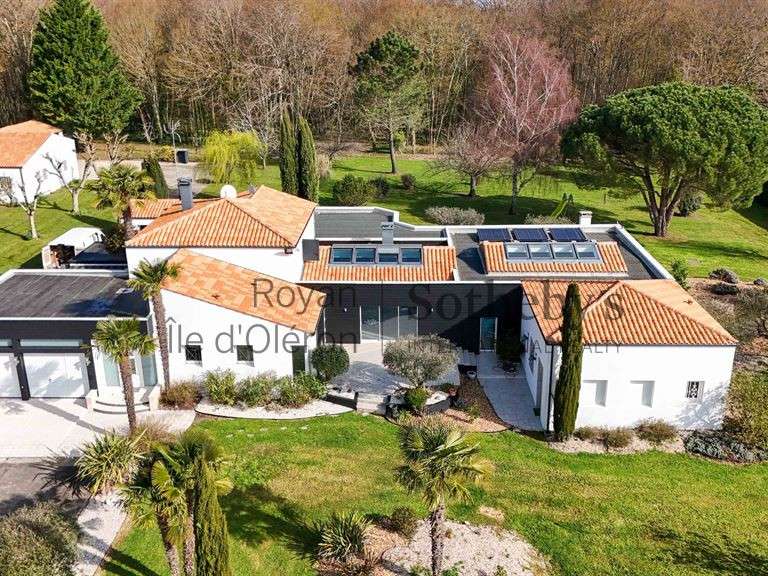 Maison Jazennes - 6 chambres - 533m²