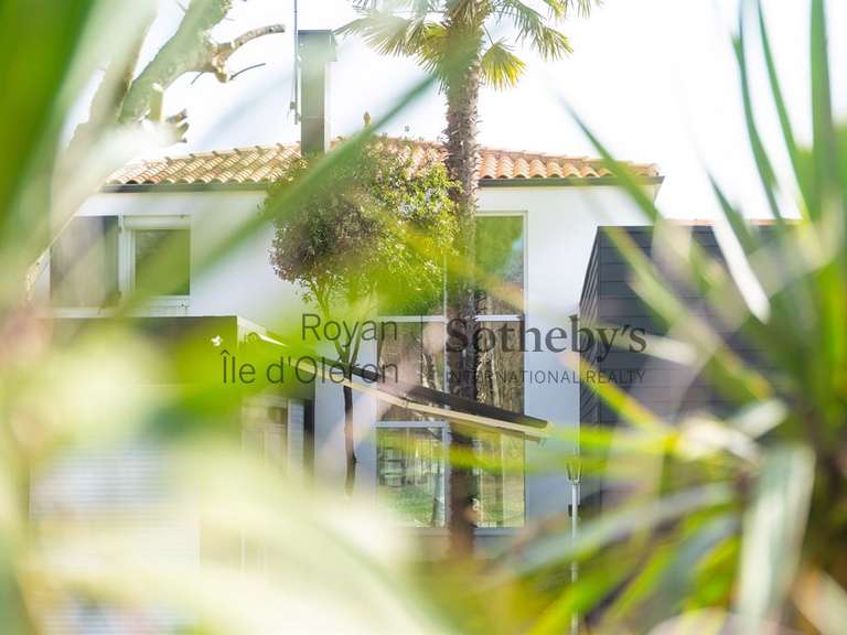 Maison Jazennes - 6 chambres - 533m²