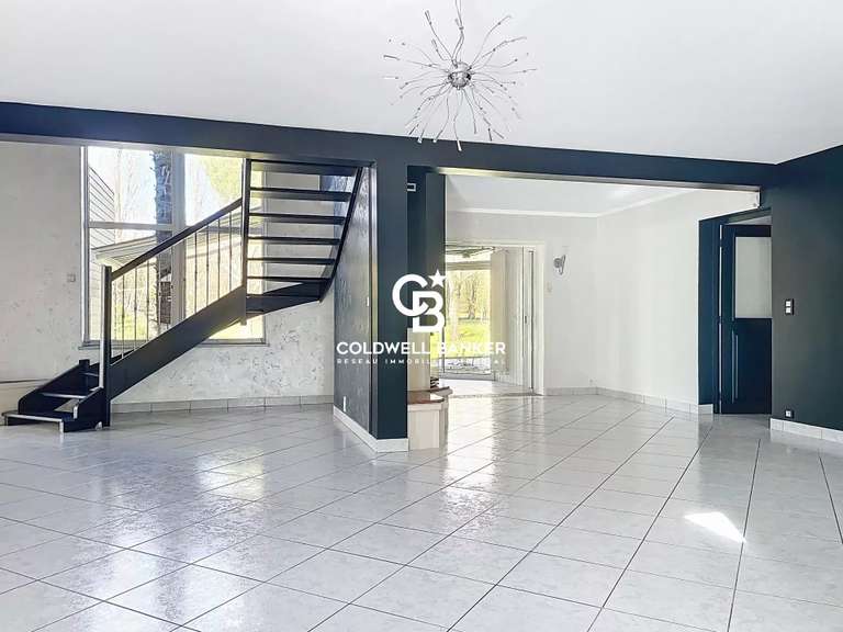 Maison Jazennes - 5 chambres - 491m²