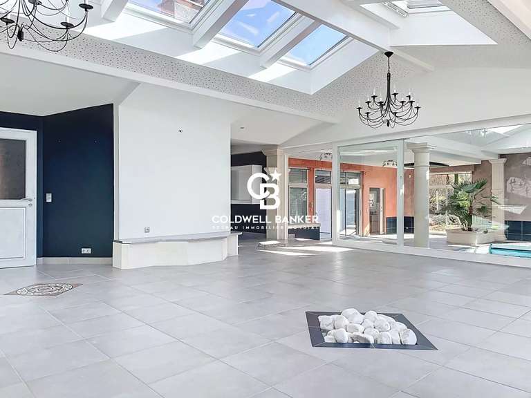 Maison Jazennes - 5 chambres - 491m²