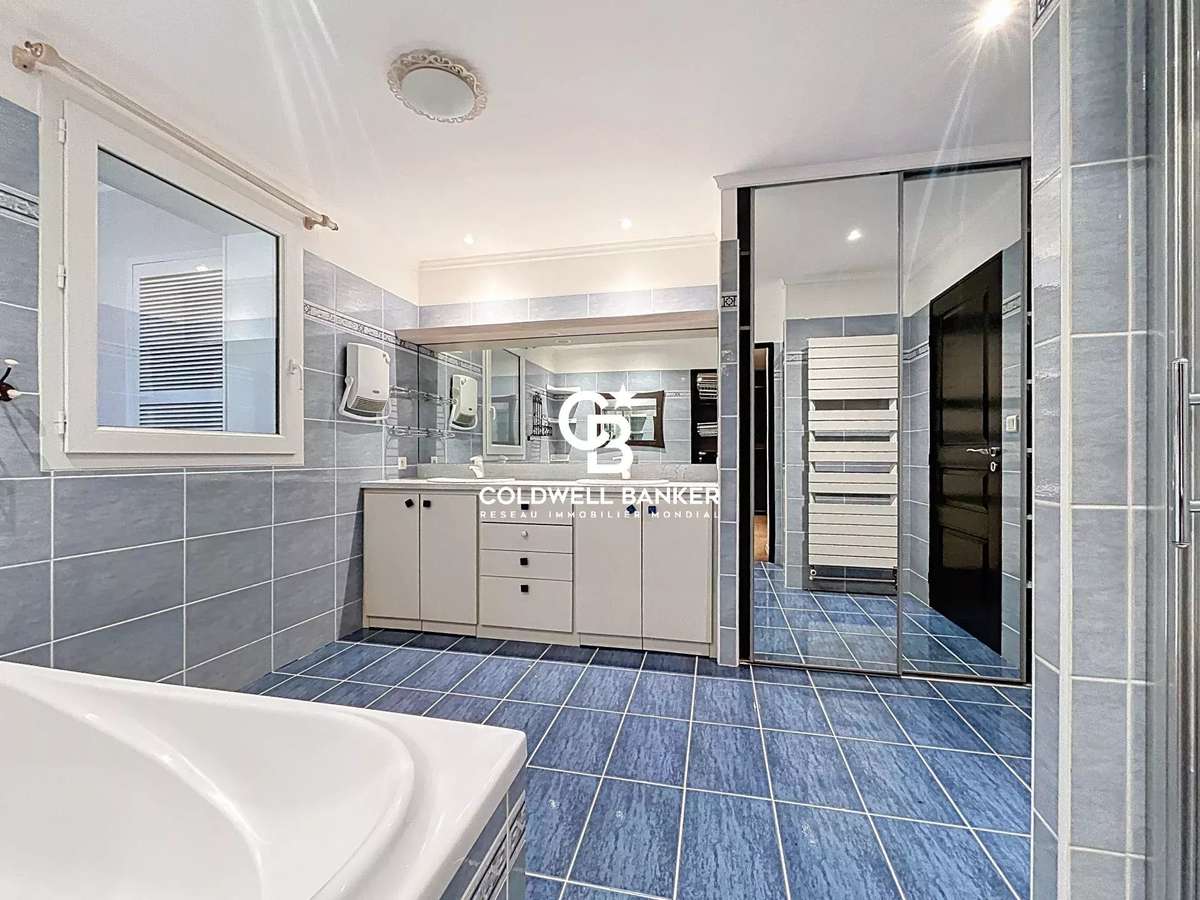 House Jazennes