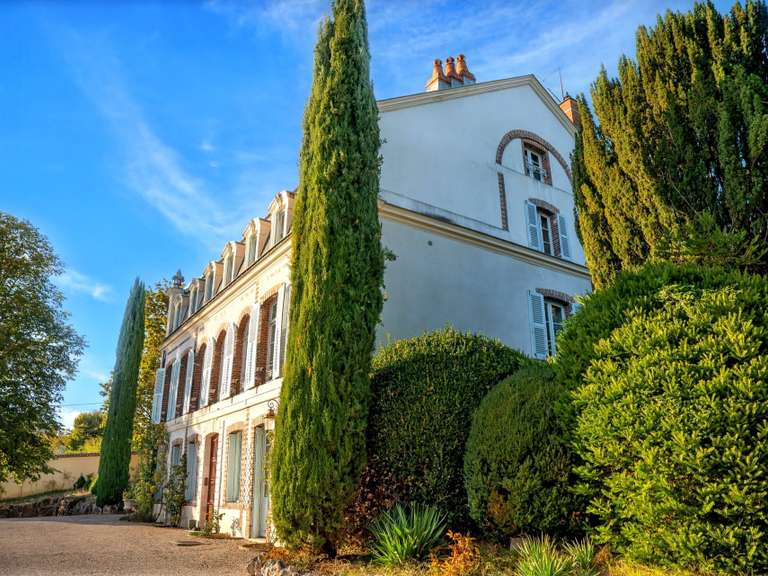 Manor Joigny - 4 bedrooms - 480m²