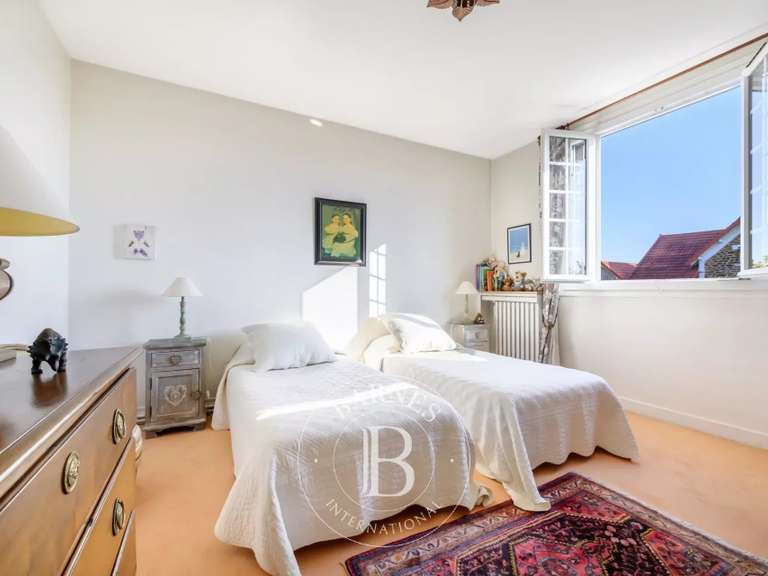 Maison Joinville-le-Pont - 4 chambres - 200m²