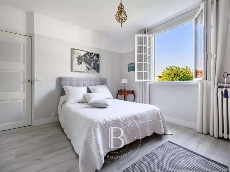 Maison Joinville-le-Pont - 4 chambres - 200m²