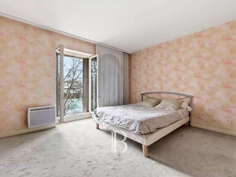 Maison Joinville-le-Pont - 3 chambres - 220m²