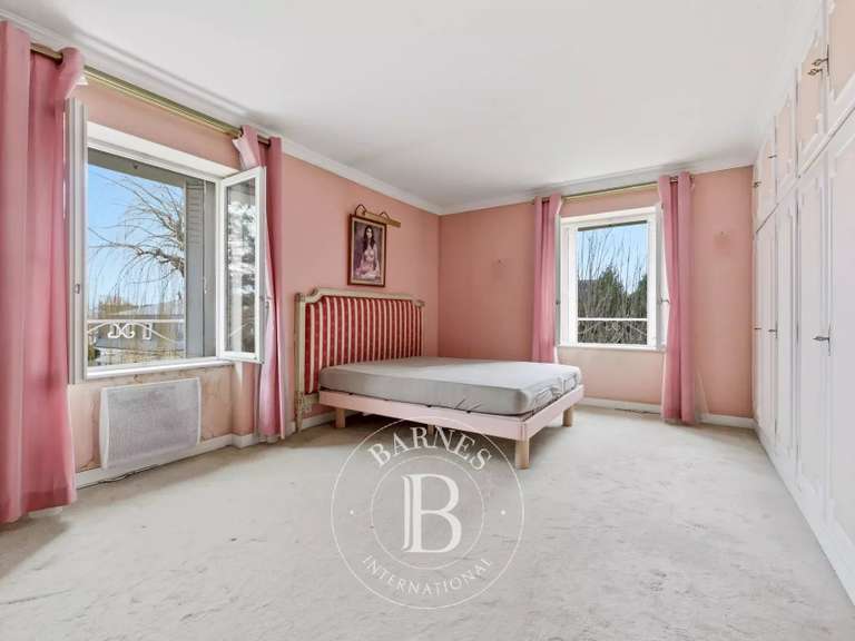 Maison Joinville-le-Pont - 3 chambres - 220m²