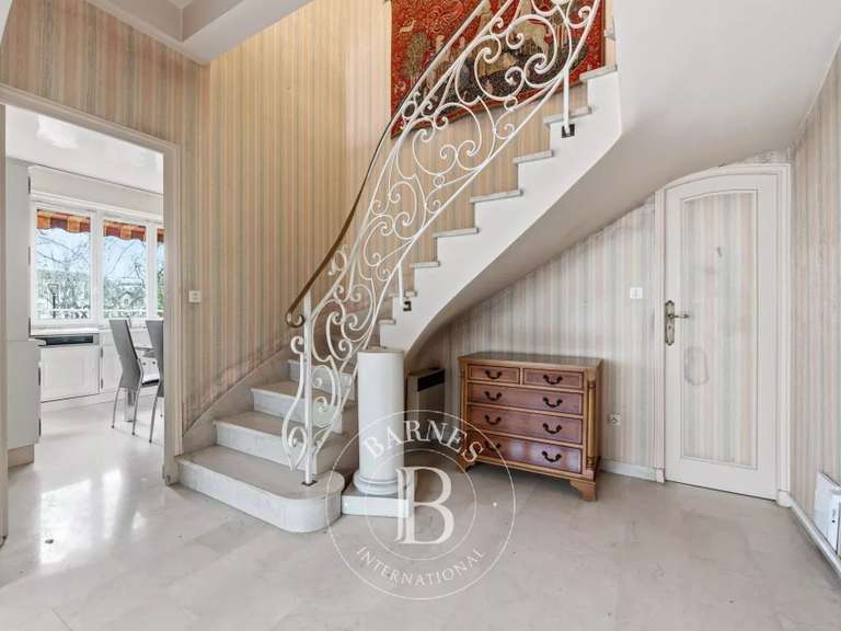 Maison Joinville-le-Pont - 3 chambres - 220m²