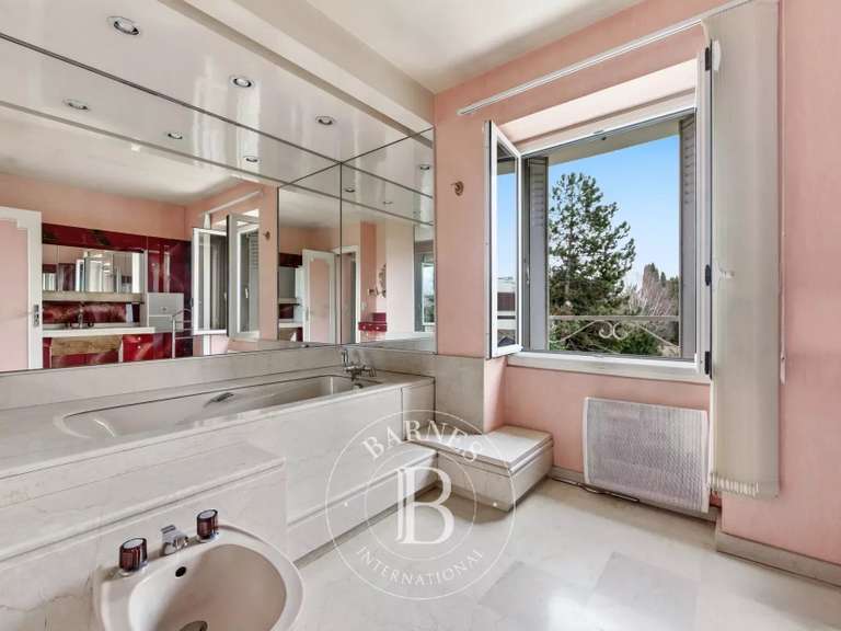 Maison Joinville-le-Pont - 3 chambres - 220m²