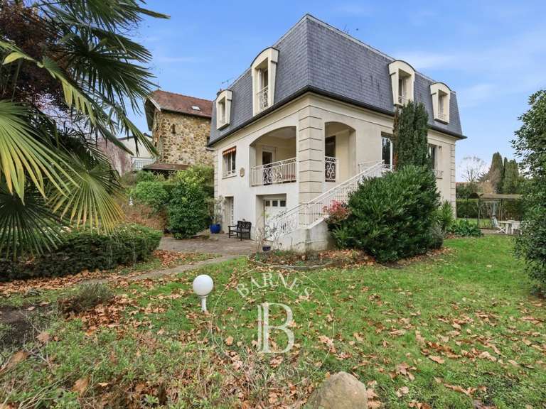 Maison Joinville-le-Pont - 3 chambres - 220m²
