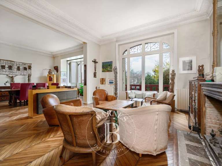 Maison Joinville-le-Pont - 6 chambres - 350m²