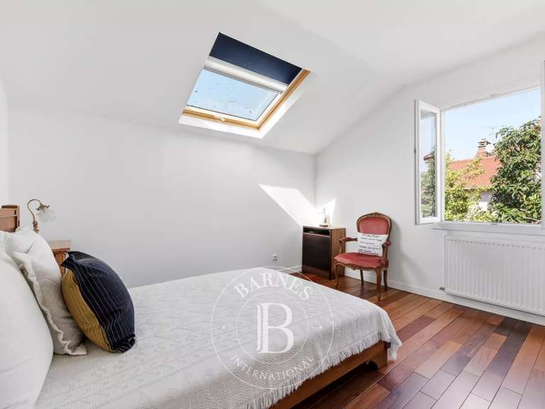 House Joinville-le-Pont - 3 bedrooms - 115m²