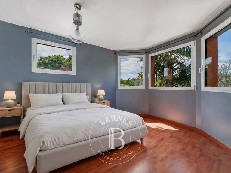 Maison Joinville-le-Pont - 5 chambres - 344m²