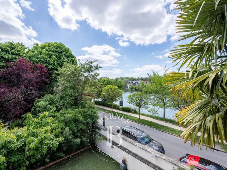 Maison Joinville-le-Pont - 5 chambres - 344m²