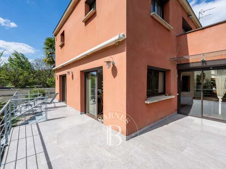 Maison Joinville-le-Pont - 5 chambres - 344m²