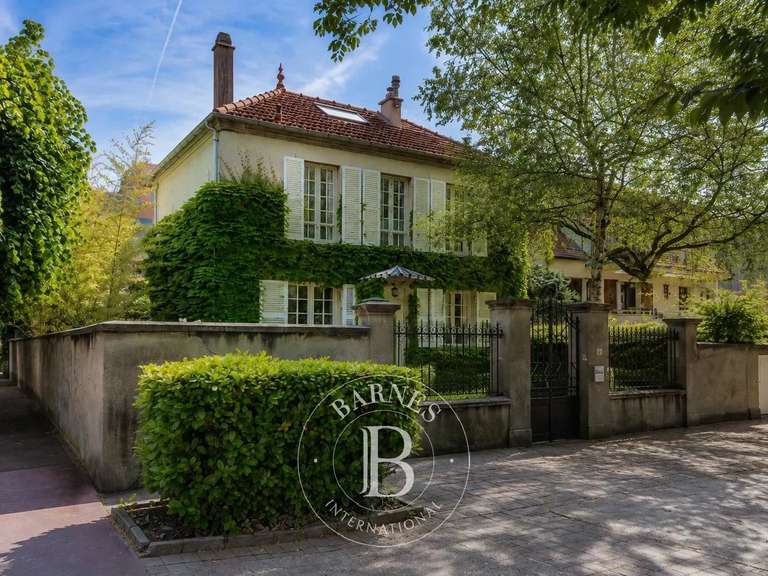Maison Joinville-le-Pont - 4 chambres - 130m²