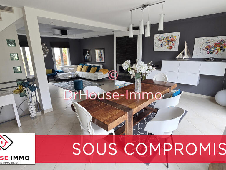 Villa Joinville-le-Pont - 4 chambres - 154m²