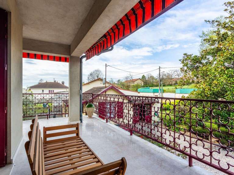 Maison Jonage - 310m²