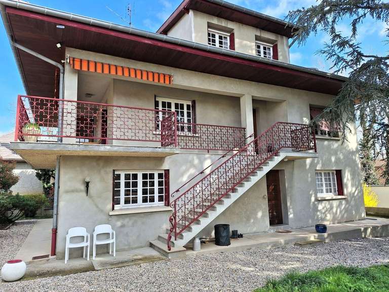 Maison Jonage - 310m²