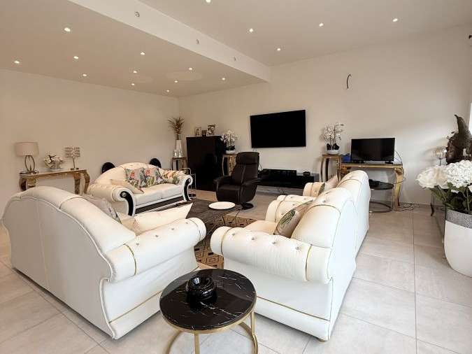 Maison Jonquières - 450m²