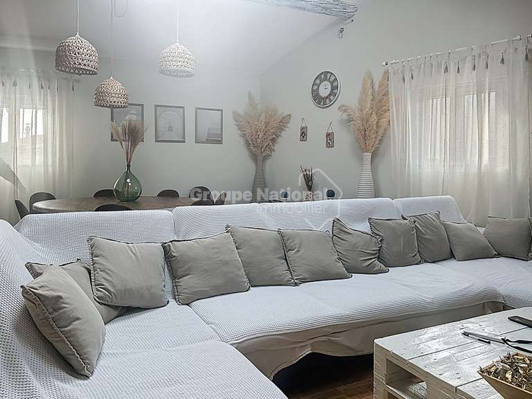 Maison Jonquières-Saint-Vincent - 3 chambres - 140m²