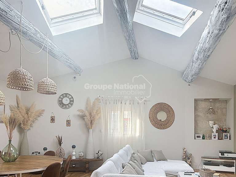 Maison Jonquières-Saint-Vincent - 3 chambres - 140m²