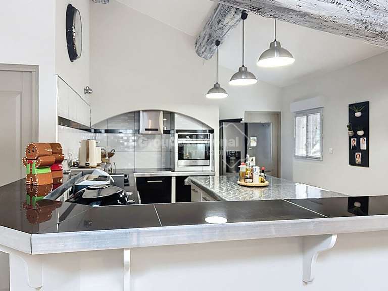 Maison Jonquières-Saint-Vincent - 3 chambres - 140m²