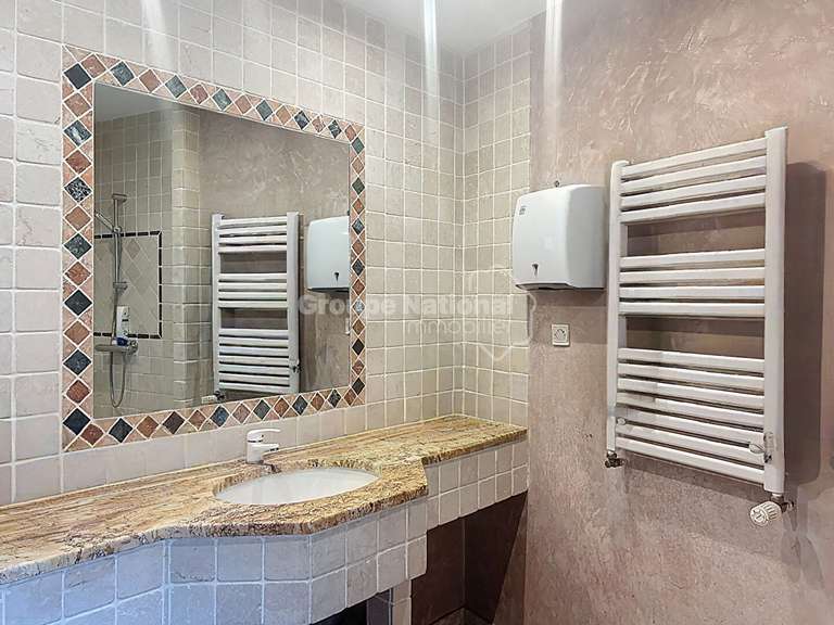 Maison Jonquières-Saint-Vincent - 3 chambres - 140m²