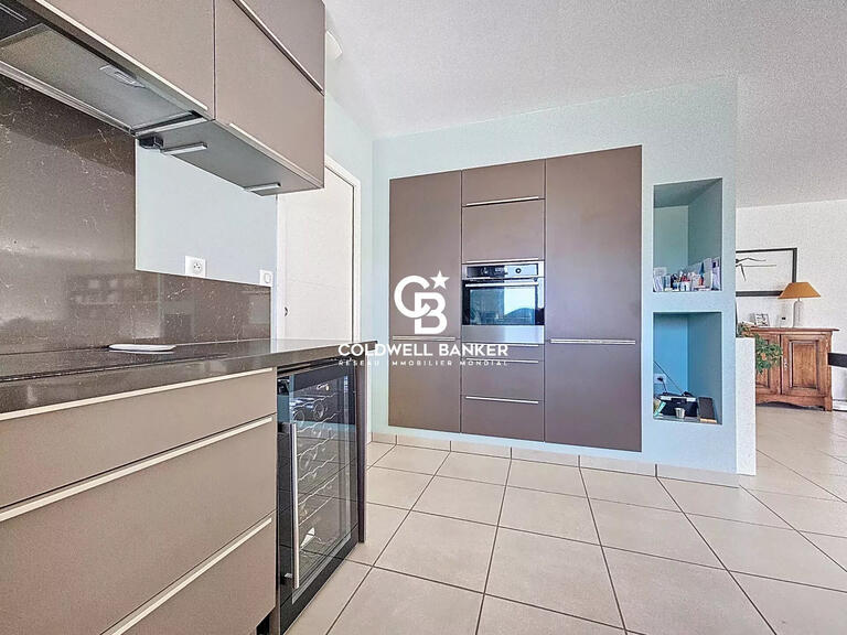 House Jonzac - 3 bedrooms - 172m²