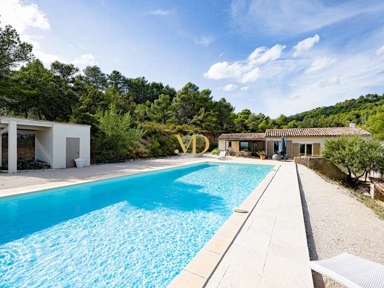 House Joucas - 5 bedrooms - 200m²