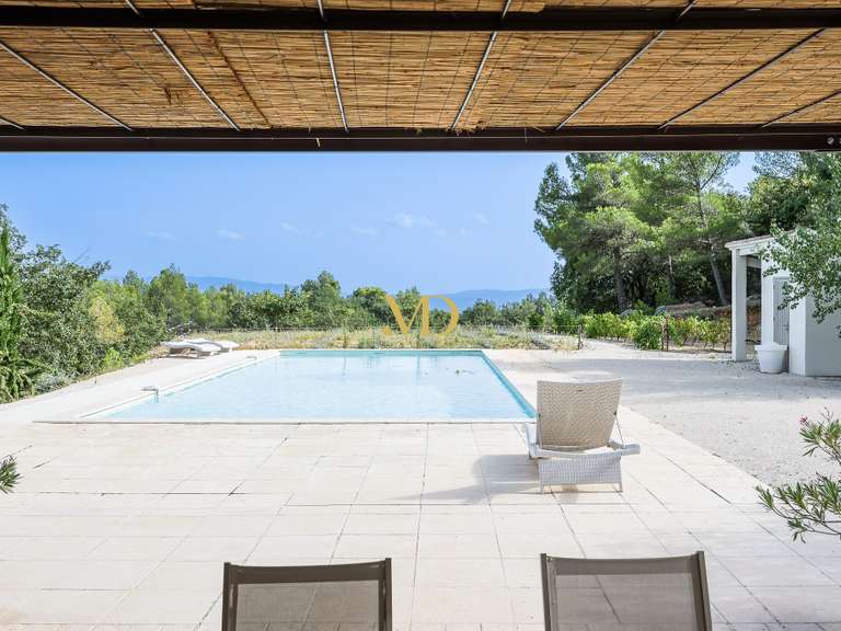 House Joucas - 5 bedrooms - 200m²