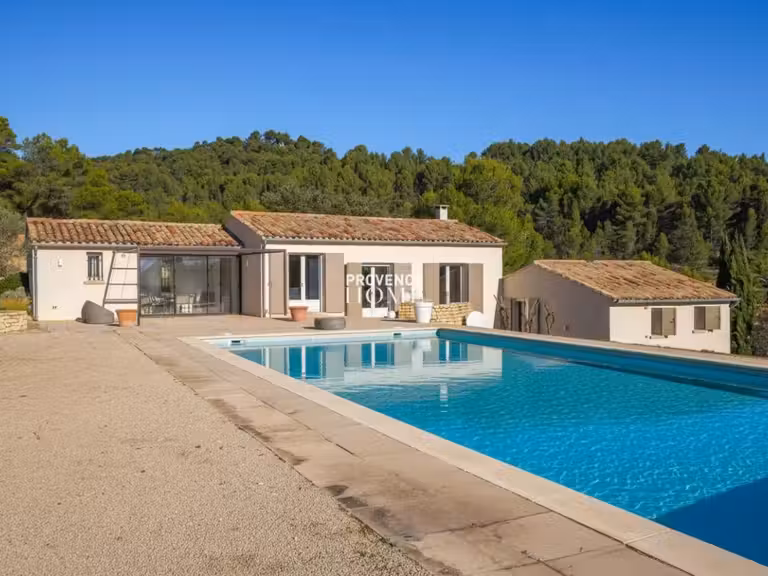 Maison Joucas - 5 chambres - 151m²