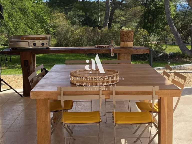 House Joucas - 4 bedrooms - 6300m²