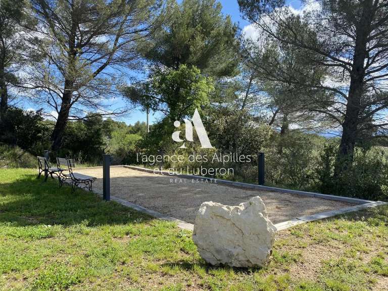 House Joucas - 4 bedrooms - 6300m²