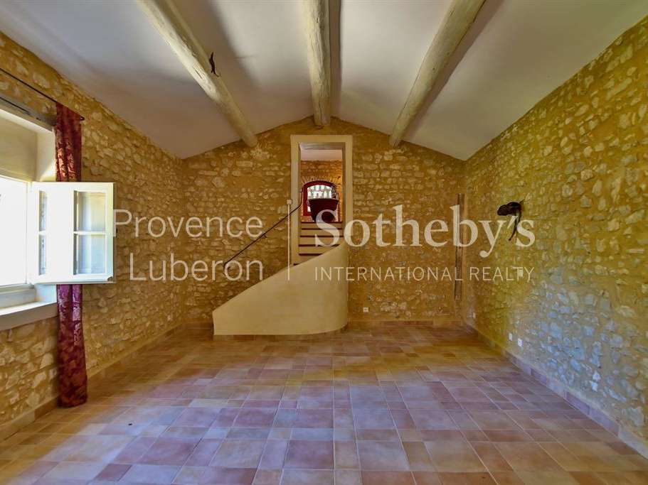 Maison Joucas