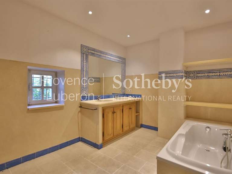 Maison Joucas - 7 chambres - 378m²