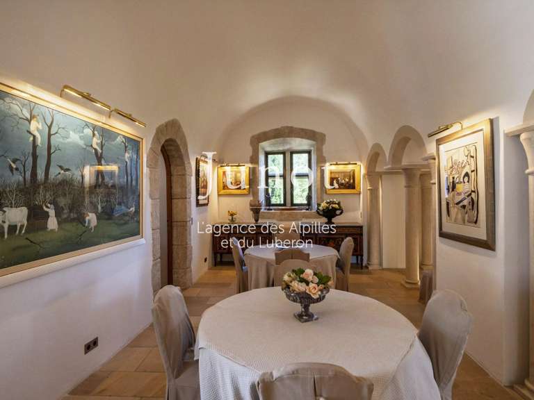 Propriété Joucas - 8 chambres - 5650m²
