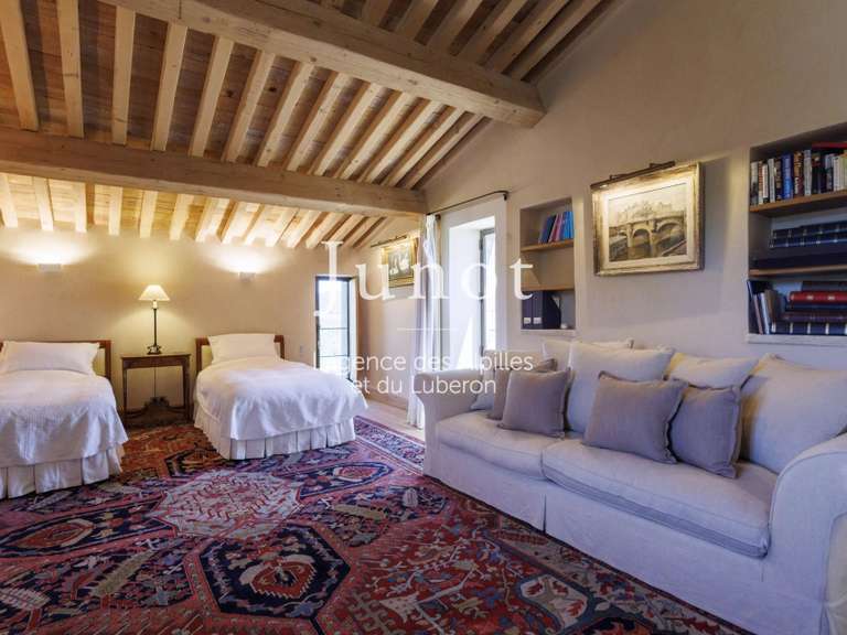 Propriété Joucas - 8 chambres - 5650m²