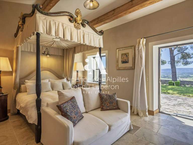 Propriété Joucas - 8 chambres - 5650m²