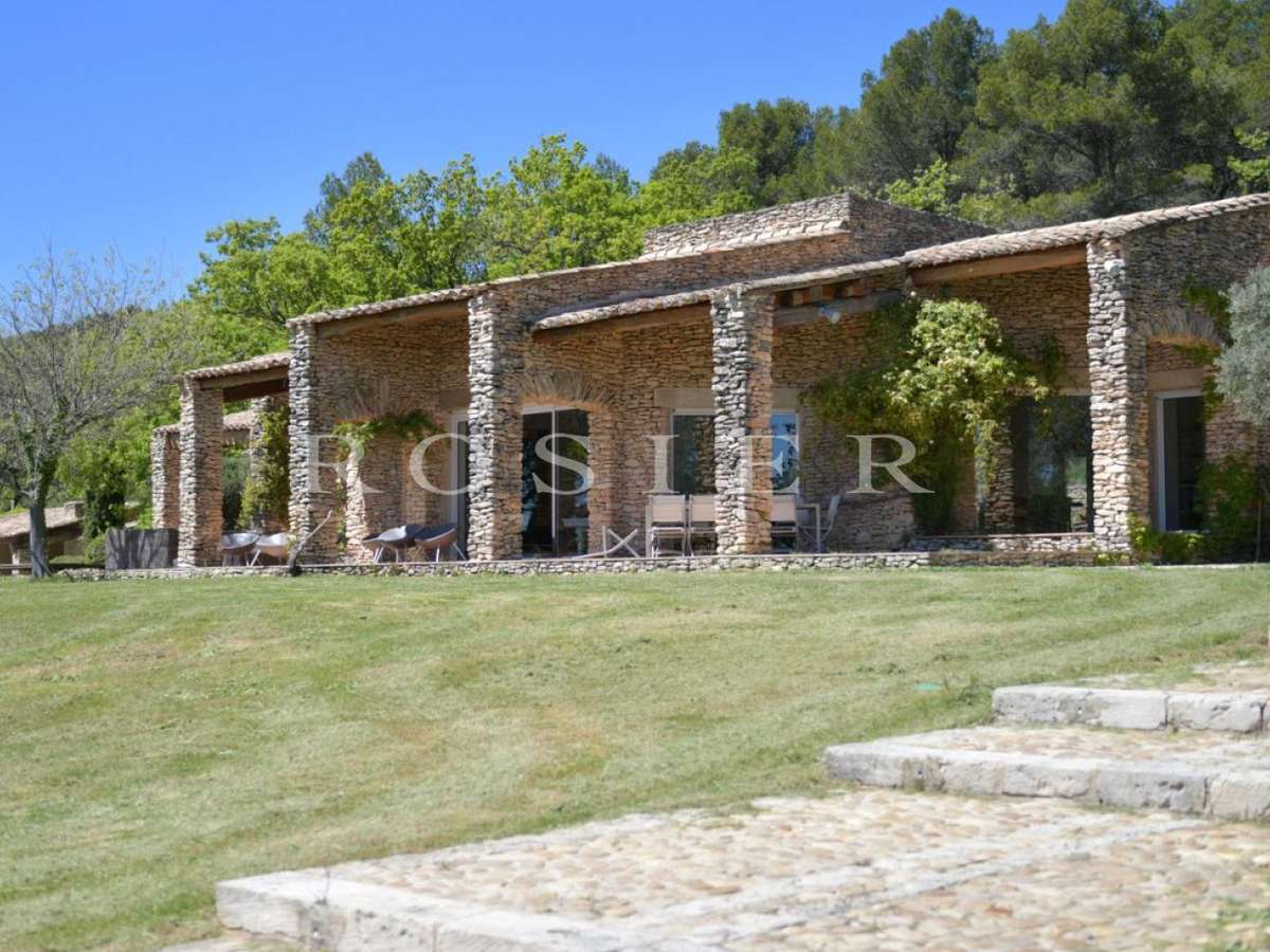 Villa Joucas
