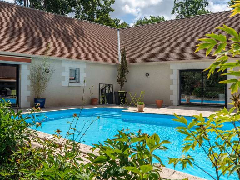 Maison Joué-lès-Tours - 3 chambres - 210m²